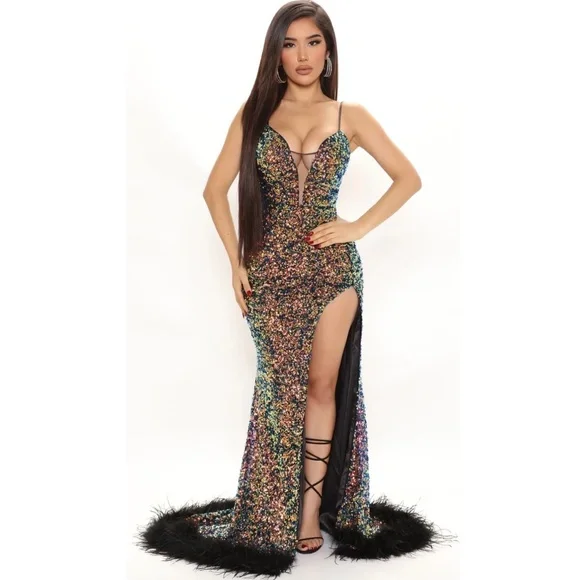 slim fit dress slacks Violet Weekend Juniors' Multicolor Sequin Halter Gown Multi Blk / 13/14 main image 1